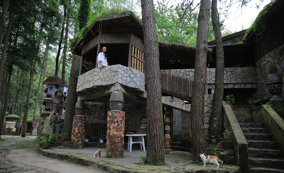 每一顿饭都是自己烧出来了,做了将近20年,厨艺了