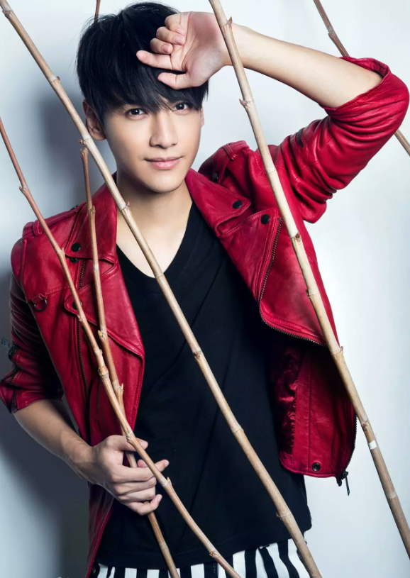 由罗云熙主演的《终极游侠》你看过吗?