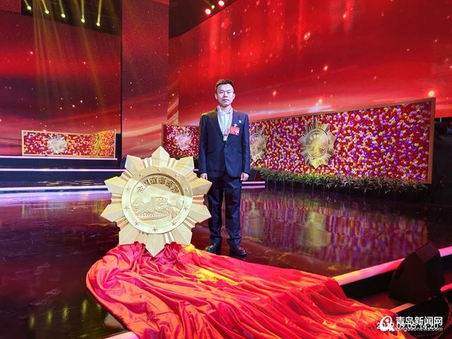 青岛骄傲!唐嘉陵获第七届全国道德模范荣誉称号