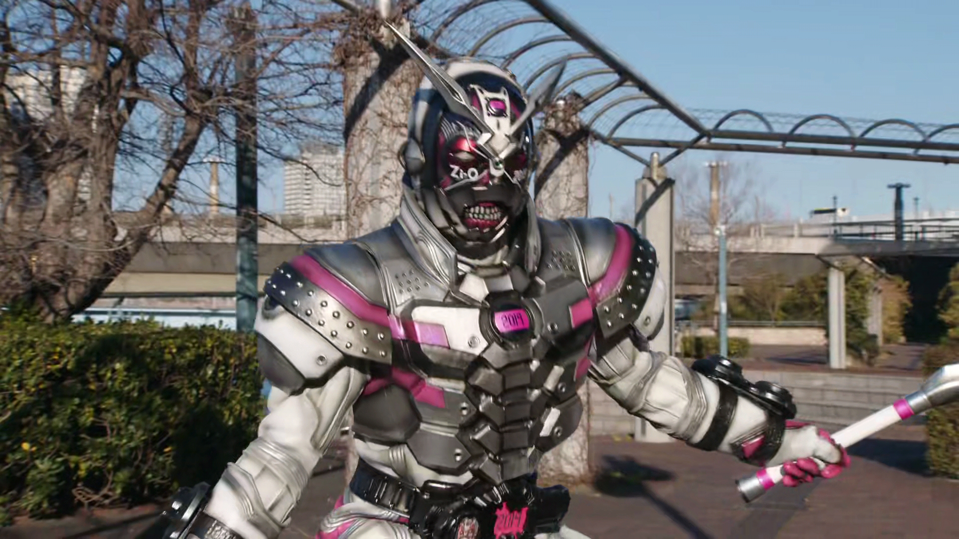 假面骑士:异类时王手表破碎后恢复,难道飞流也有倒退时间的能力