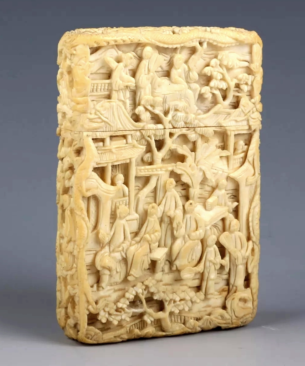 清光绪牙雕山水人物名片盒 转载自百家号作者:如也草堂品书画