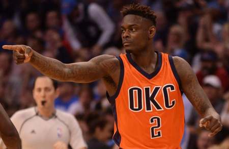 记者表示配合防疫能让疫情尽快过去,安东尼-莫罗:事实