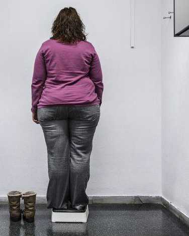 250斤女胖子压人图片