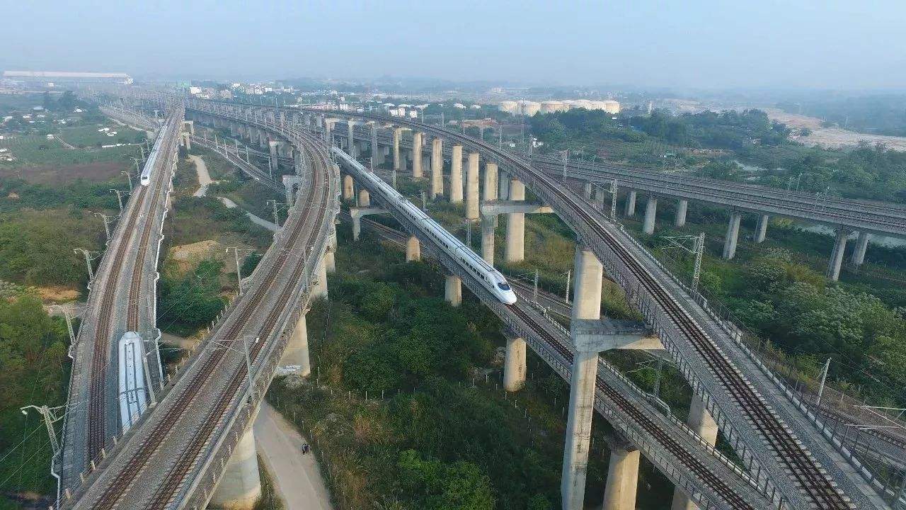 渝西高铁传来最新消息,年内完成全线报告编制,尽快开工建设