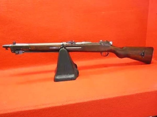 这款步骑枪号称是日军的"贵族品牌",战后日本自卫队还装备着!