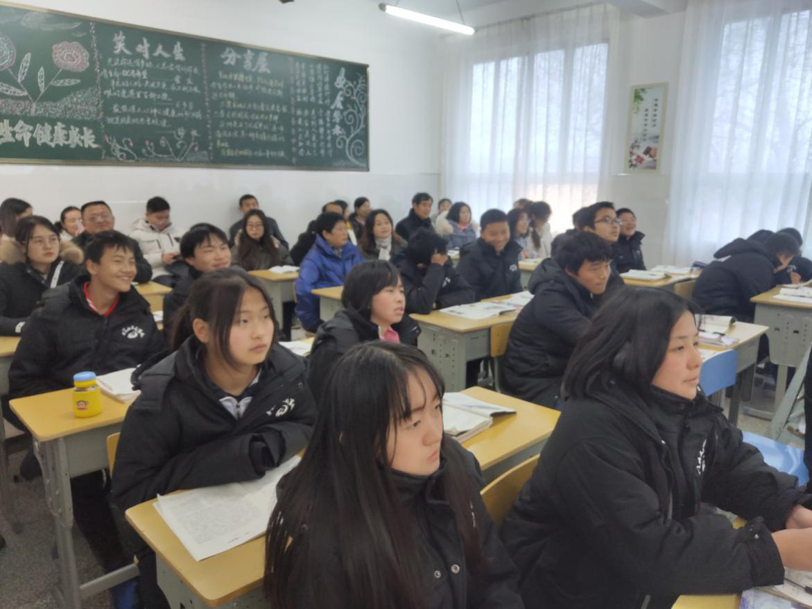 交流促提升 携手谋发展——木兰山文武学校积极开展校际交流活动