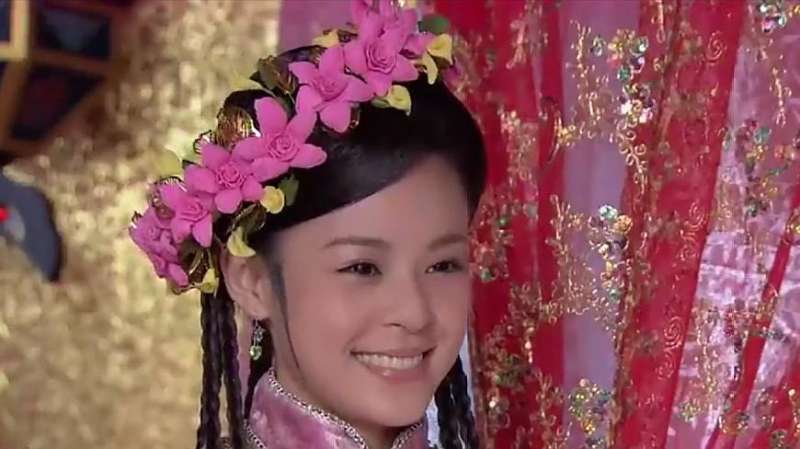 公主代战生了个小王子，王后抱着小王子爱不释手！,影视,宫廷,好看视频