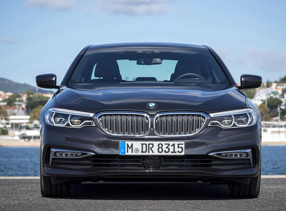 高端炫酷的宝马5系530d xdrive luxury line