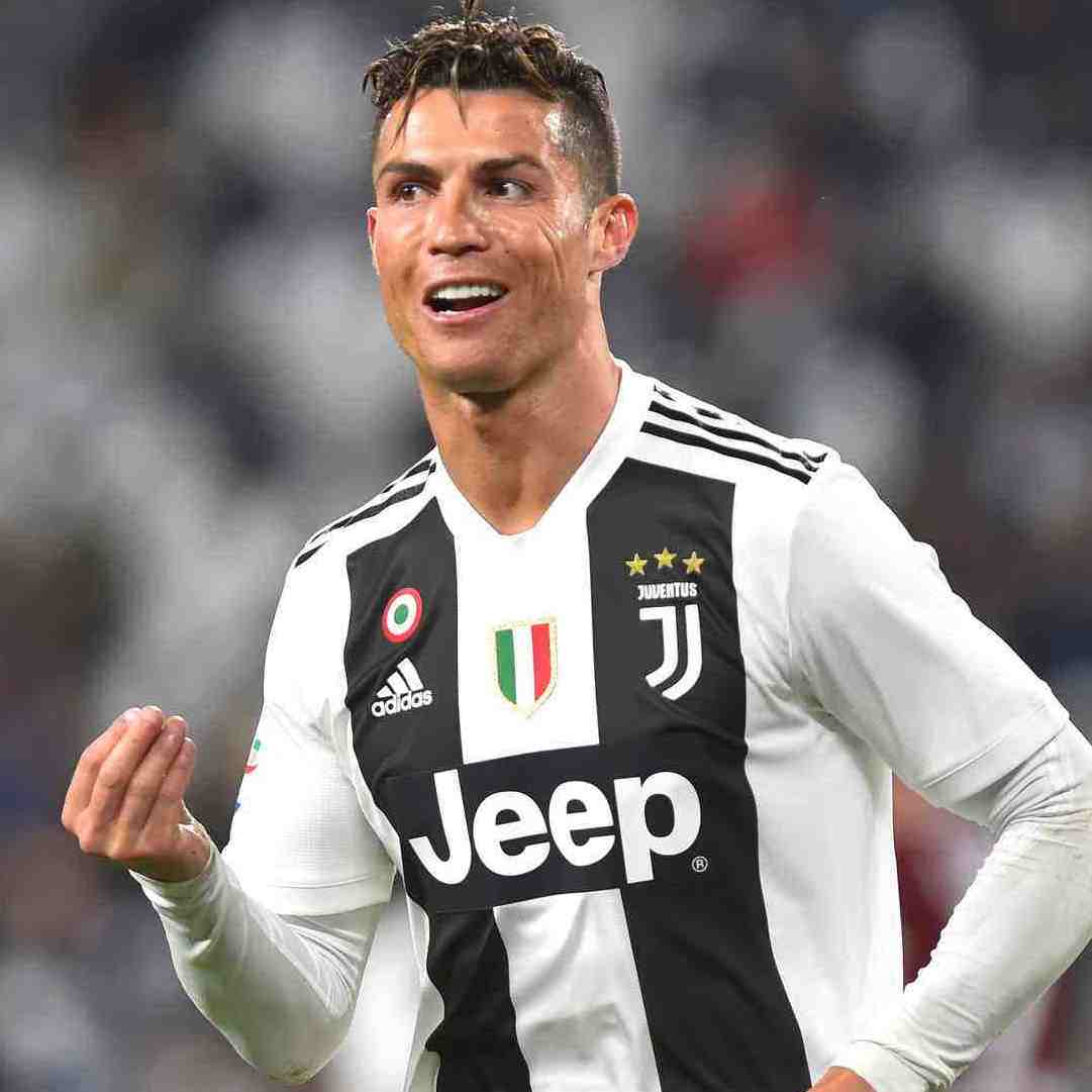 谢幕之争:c罗,梅西最后一次竞选世界足球先生,谁能笑到最后?