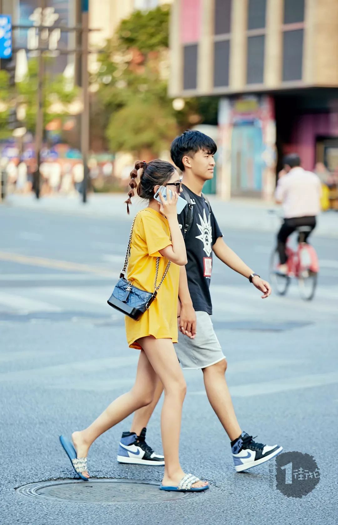 夏季涉"黄"穿搭,才是街头最容易被摄的焦点!