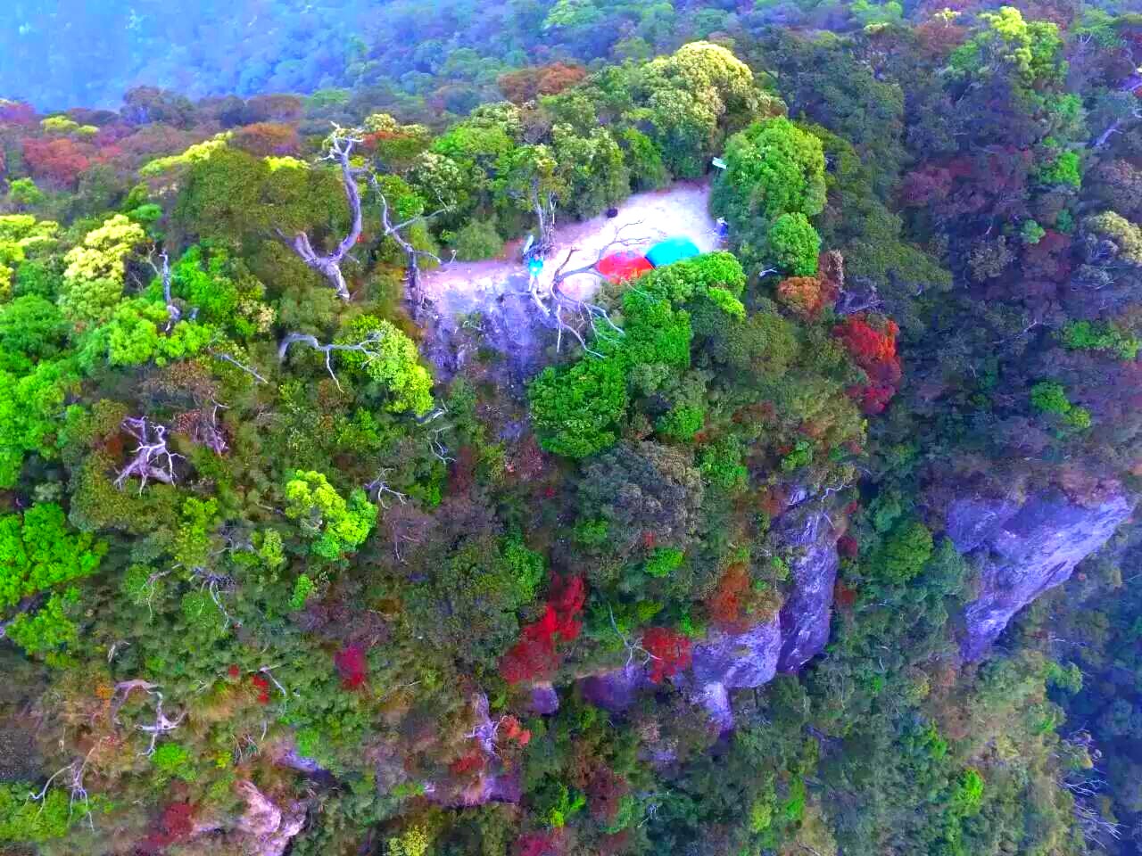 海南五指山,风景秀丽,山顶美景一次看个够!