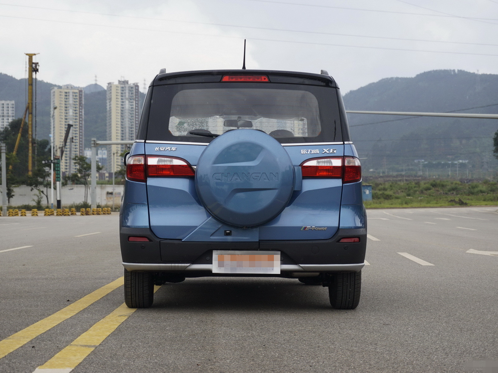 对欧力威x6外观和空间的品鉴