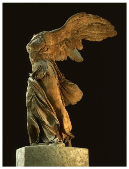 长翅膀的女神雕塑图片图片