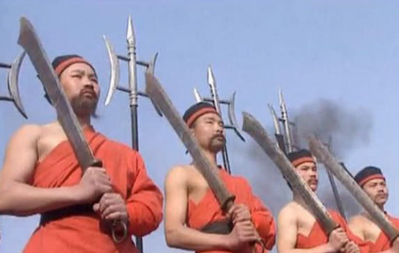 古代版越狱风云,男子被判斩立决,夺刀砍死刽子手,逃走后报仇