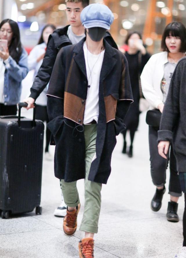 华晨宇又穿这件羽绒服,到底是有多爱?