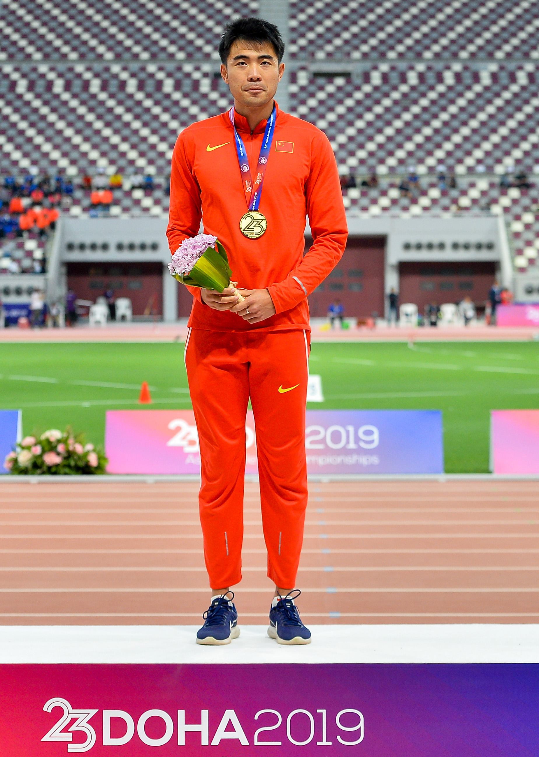 田径——多哈亚锦赛:谢文骏打破赛会纪录并夺冠