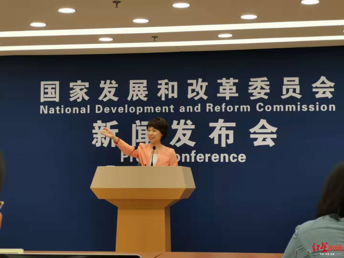 发改委谈应对猪肉价格上涨:将指导地方根据物价上涨情况发放补贴