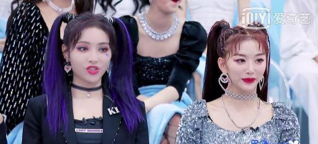 虞书欣粉丝好不容易把她投进了《非日常狂欢》,又遇到全员双马尾