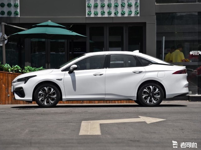 nedc续航410km aion s魅530车系售14.68万起