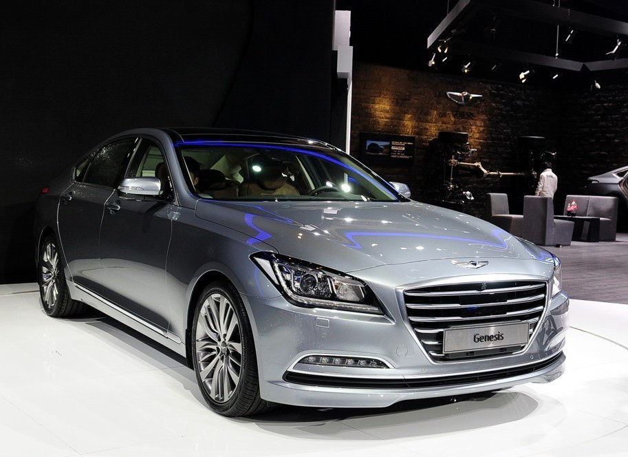 现代-捷恩斯外观设计很大气,低调奢华,给人一种豪华感