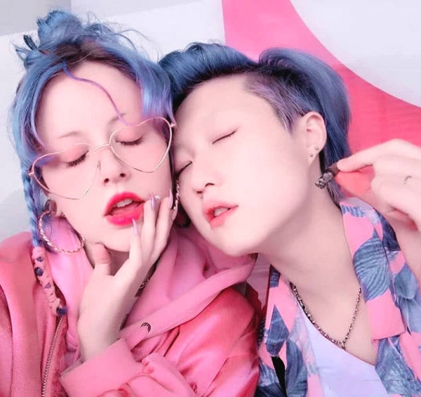 吴卓林妻子andi身份:曾就读加拿大一流名牌大学,当幼教月入4万