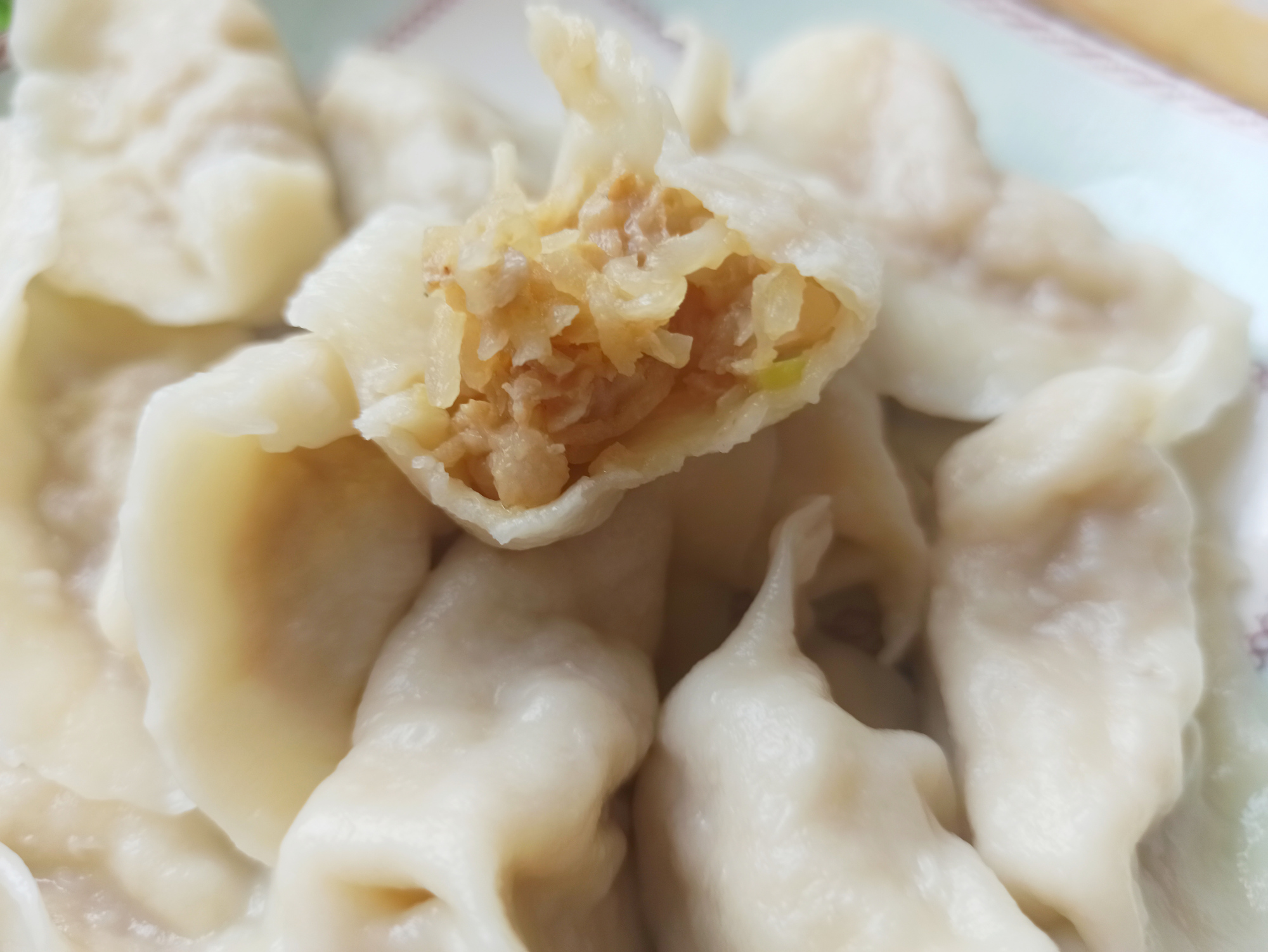 萝卜馅做饺子,需要焯水吗?原来这么多讲究,做对了美味不失营养