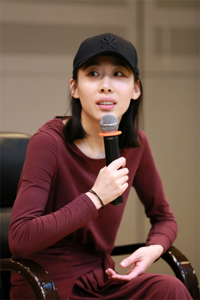 她被骂"驴脸",为一场戏扇自己1500个耳光,好演员的春天来了