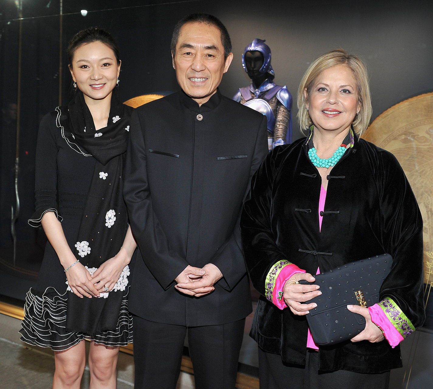 "  大导演张艺谋,这辈子和三个女人有过深刻难忘的感情纠葛.