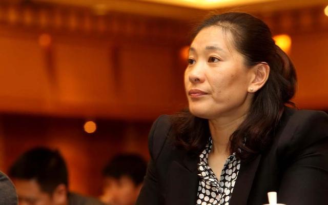 女篮国手李昕感情坎坷,与男友相恋九年分手,如今年过半百仍单身