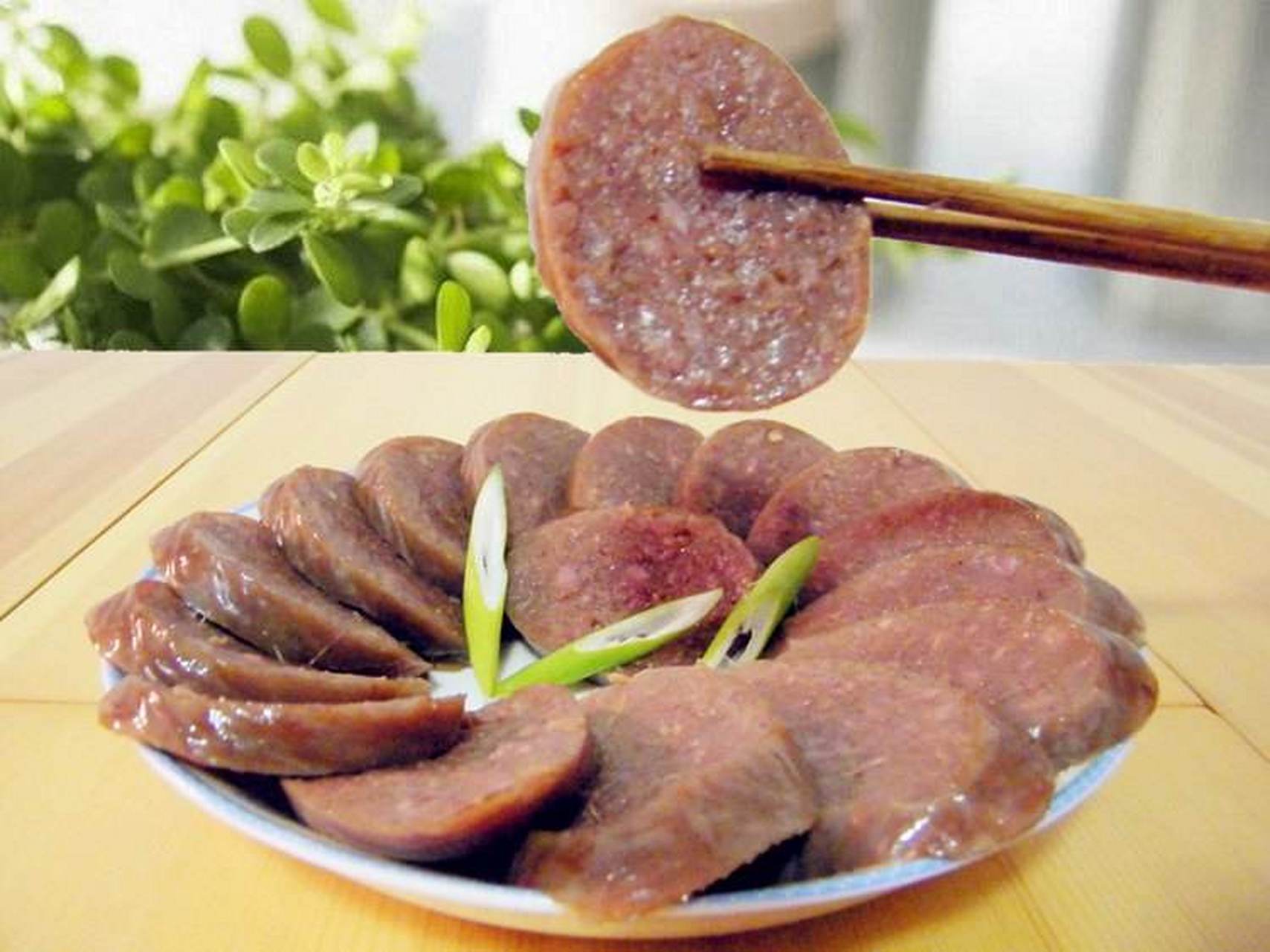 沉蕴千年最美邯郸##百城百味#驴肉香肠,别称驴灌肠,是河北省邯郸市