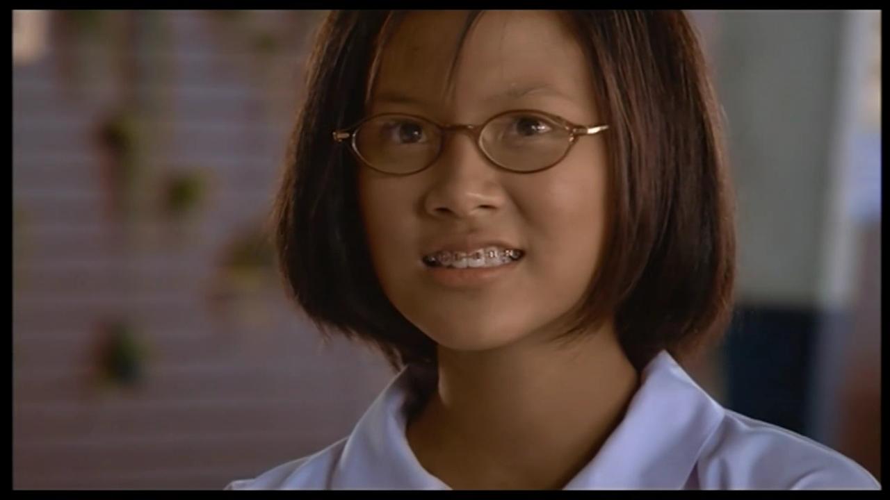 这是《初恋这件小事》的女主角吗?真是女大十八变!