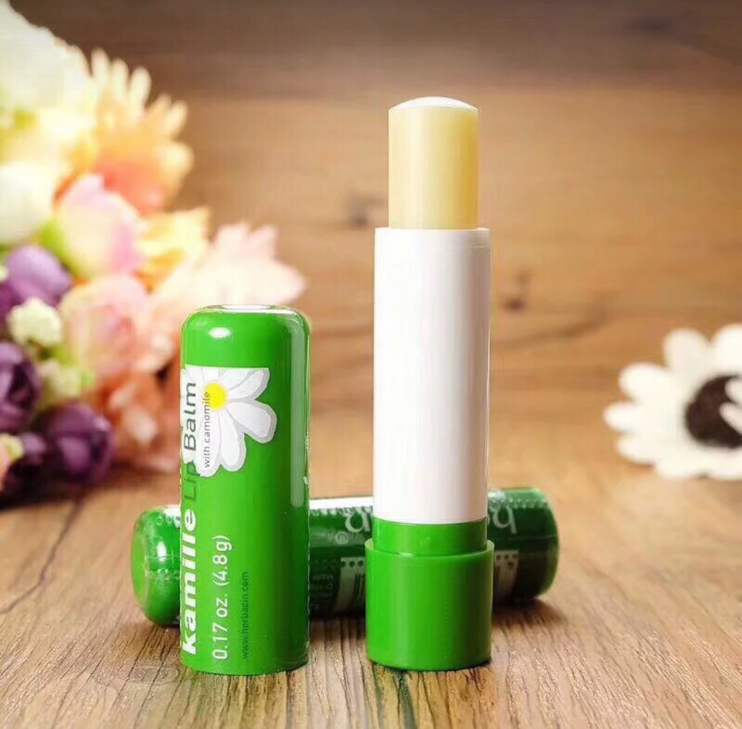 贺本清小甘菊修复唇膏