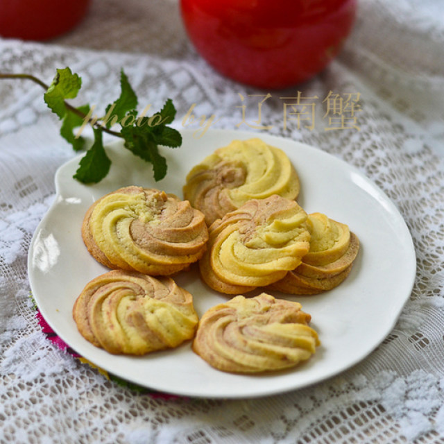 双色酸奶饼干,酥脆美味,吃着甜而不腻
