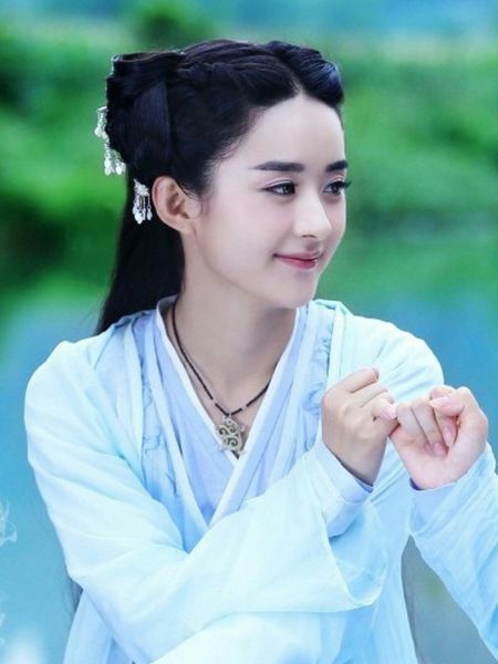 赵丽颖花千骨的定妆照中,混入了一张盛明兰的定妆照,你能找到吗