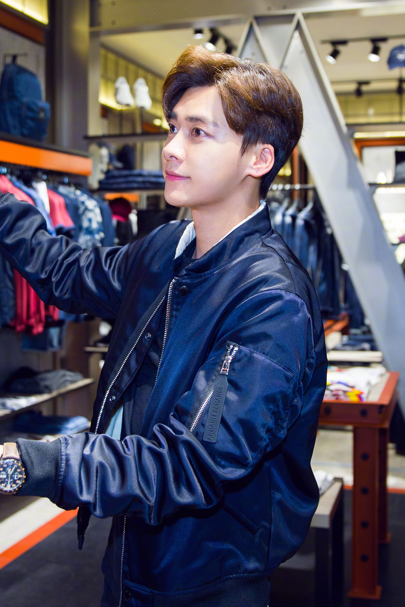 李易峰:英俊潇洒,把男神的气质表现得淋漓尽致