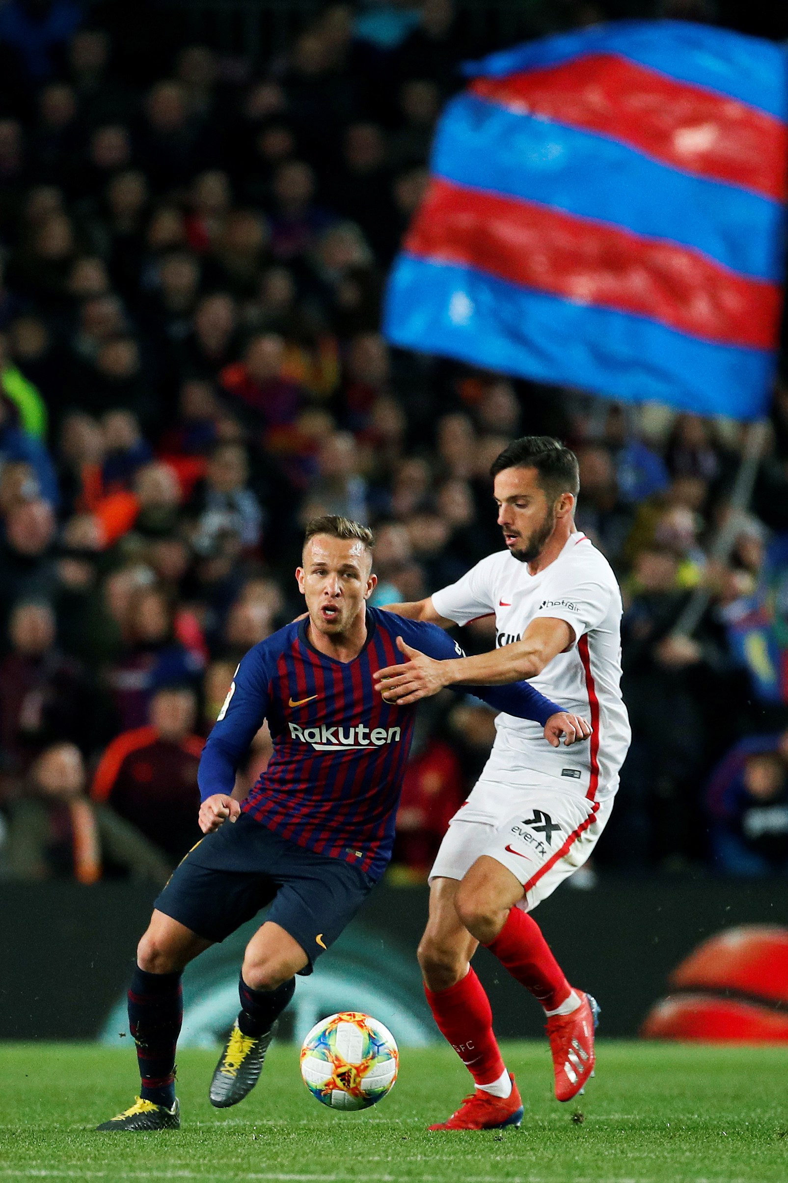 足球——国王杯:巴塞罗那晋级四强