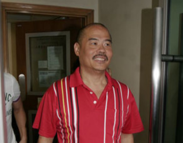 他28岁耍威风,持刀围斩9名大圈仔扬名,晚年称:每天都被人追砍