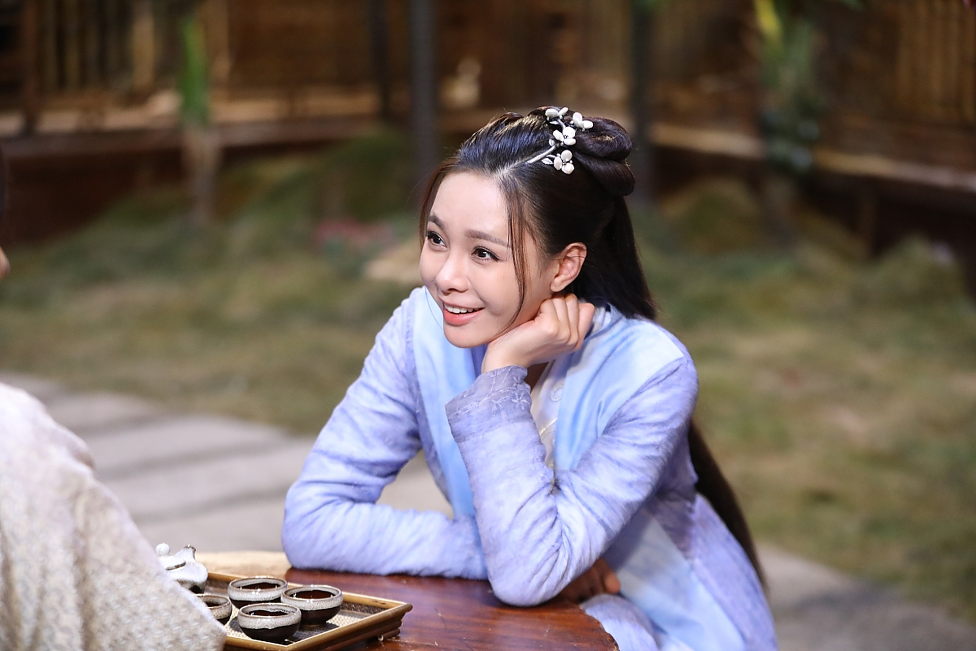 李沁,这位因饰演《庆余年》中的林婉儿一角而广受观众喜爱的演员,近日