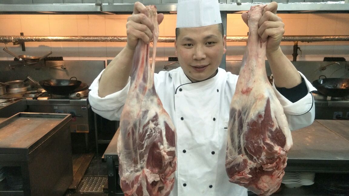 酒店大厨教你:“孜然羊肉”的做法,掌握这个小技巧,在家轻松制作