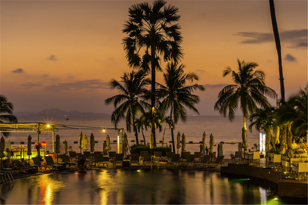 飘向芭提雅,这里值得你来看看!