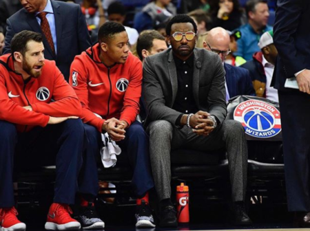 蒂姆-弗雷泽发图欢迎沃尔复出