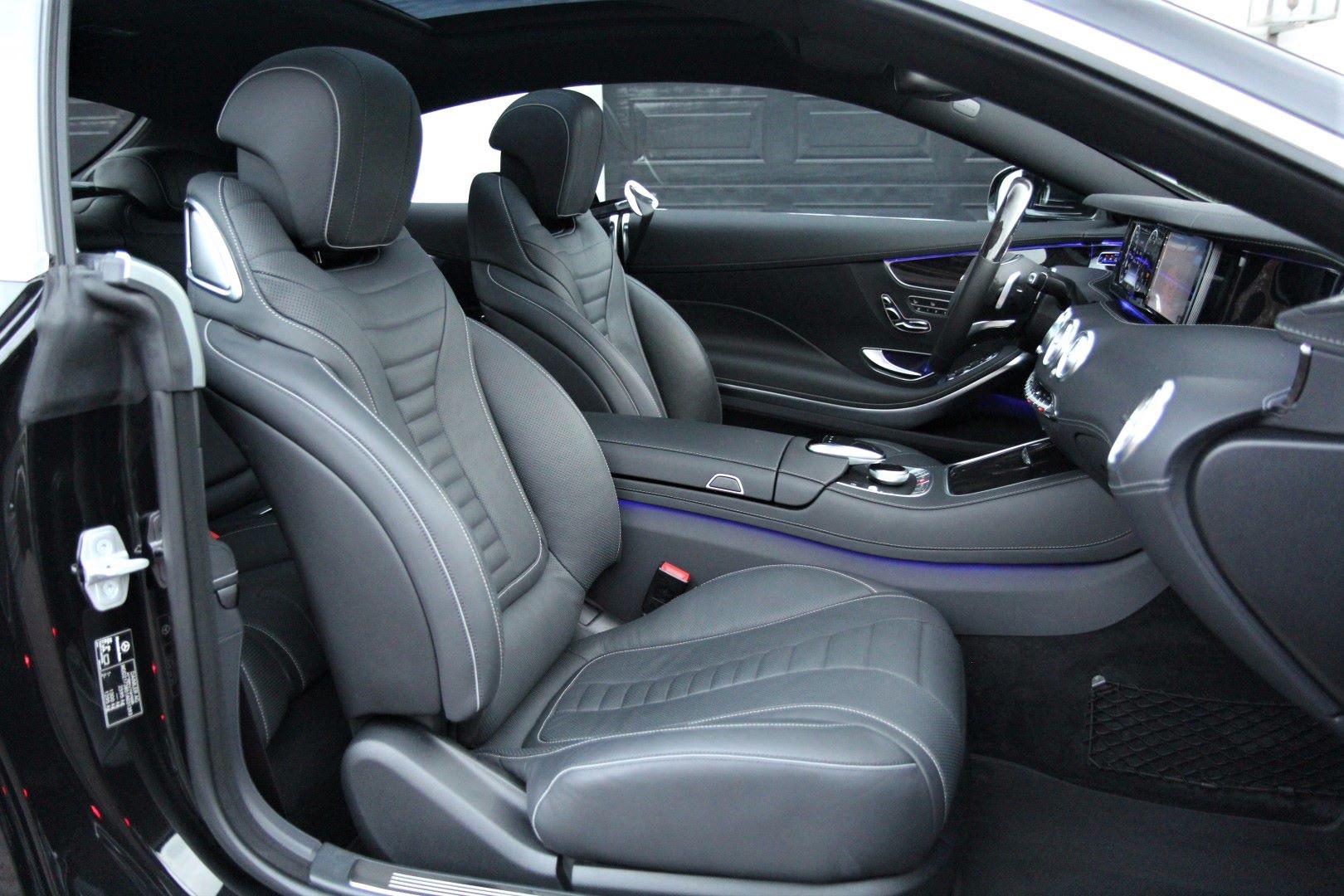 奔驰s500 coupe完美的轿跑车