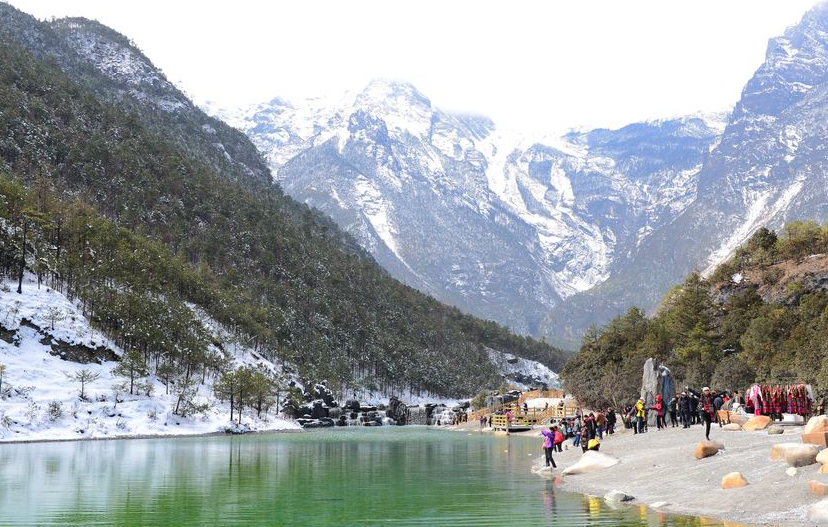 玉龙山雪景——世外美桃园