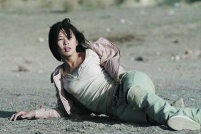 仅10年获得8个影后的余男,原来还有这么惊艳的一面!