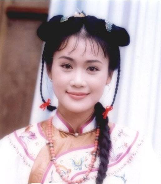 在港版《聊斋2之花醉红尘》饰演辛十四娘,扮得了清纯,演的了妩媚,而且