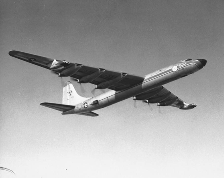 能绕地球飞行80圈:核动力轰炸机这么好,为何还是被抛弃?