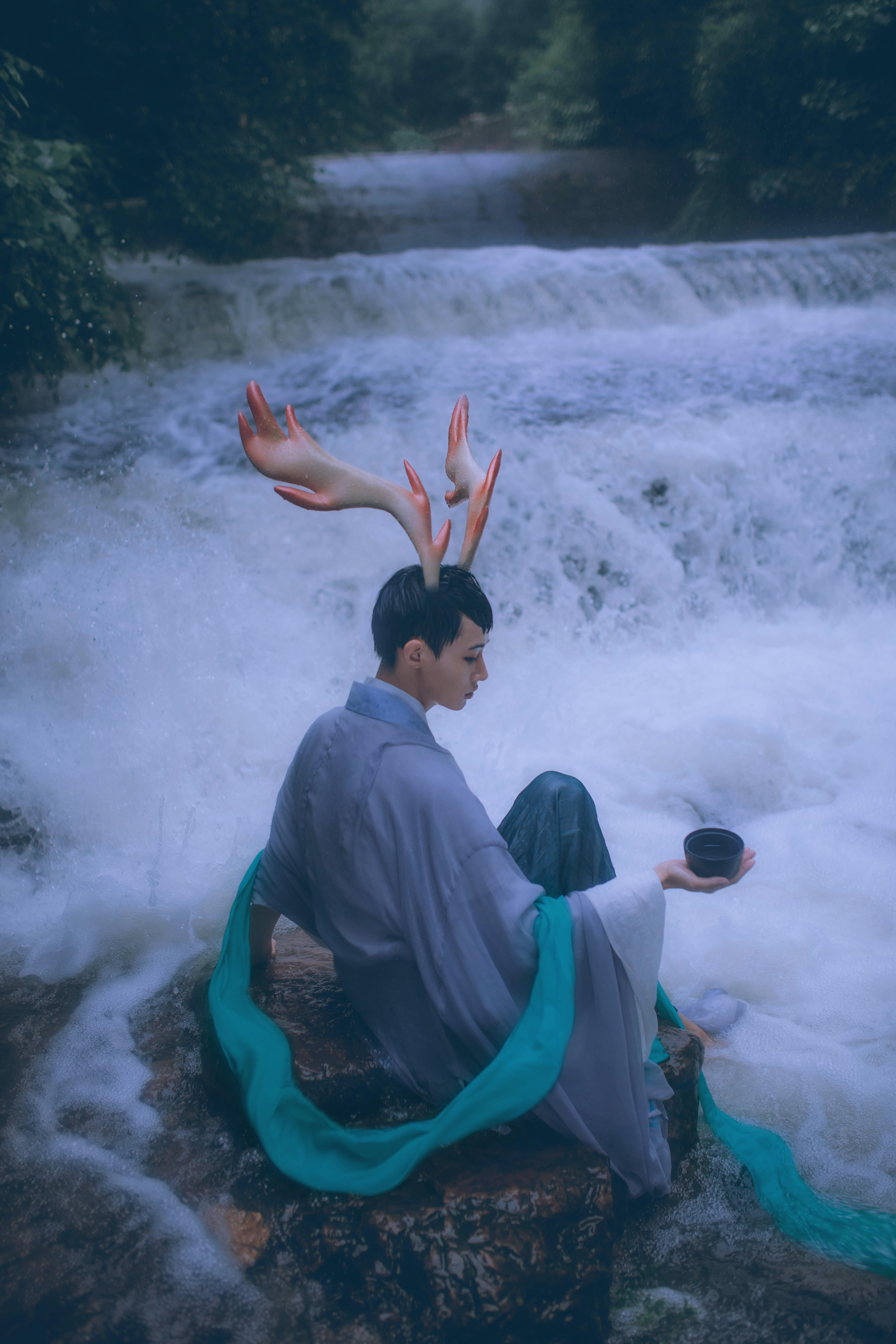 摄影师拍《大鱼海棠》的鹿神