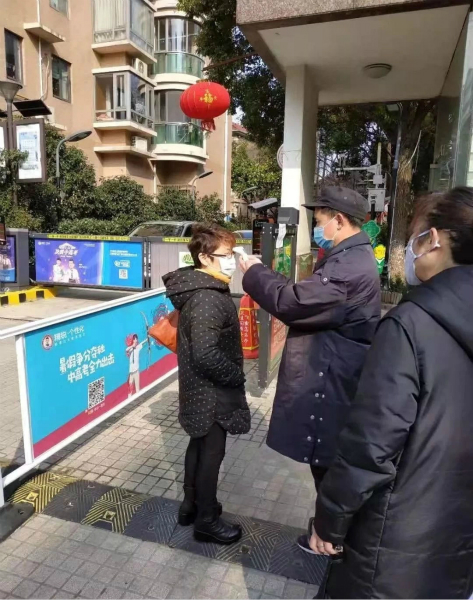 抗疫在社区丨四川北路街道:这个防疫一线的居委干部为何"钻牛角尖"?