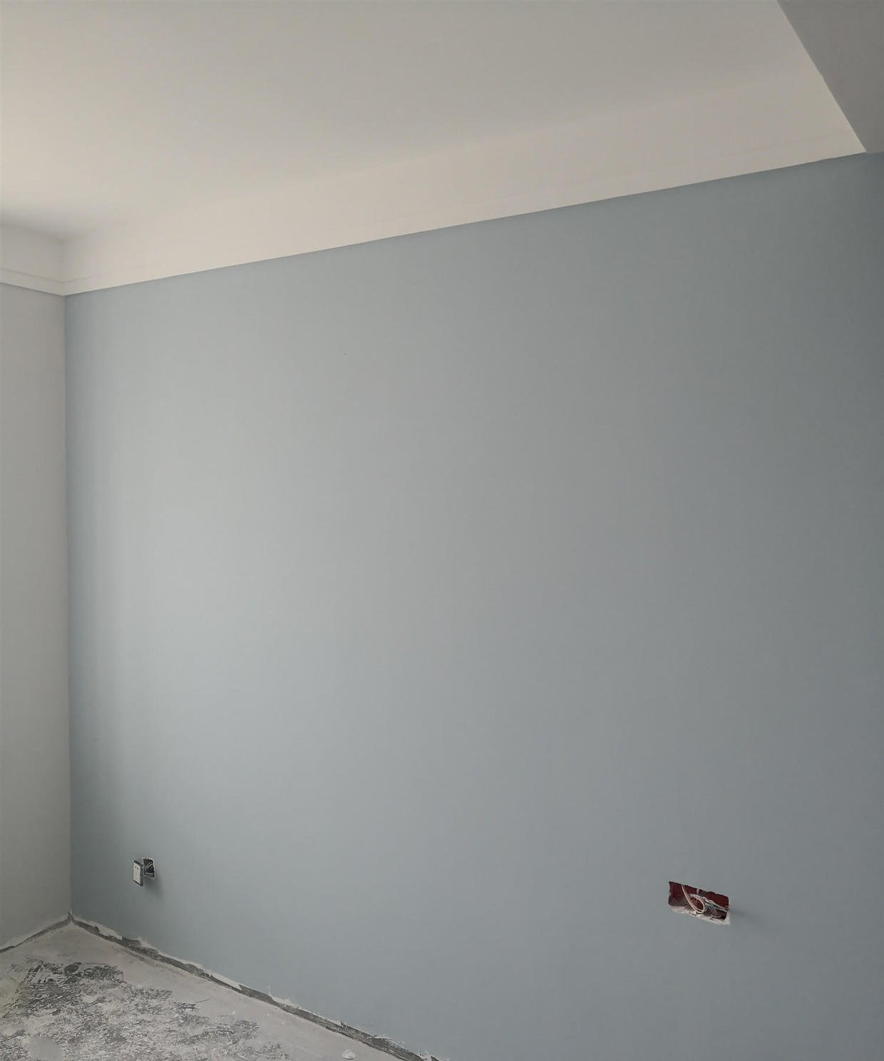 在黄岛装修,不是刷完乳胶漆墙面工作就结束了,墙面修复也很关键