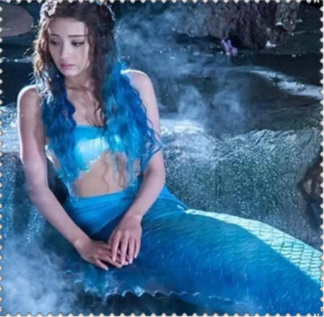 4位明星的美人鱼造型,麦迪娜仙气十足,可看到他差点笑出腹肌